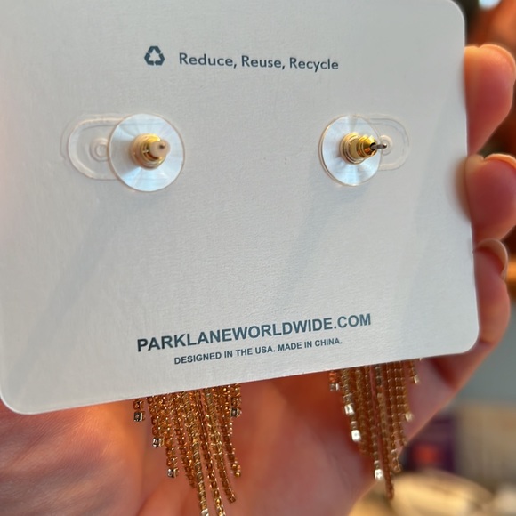 Park Lane heart earrings - Picture 2 of 3